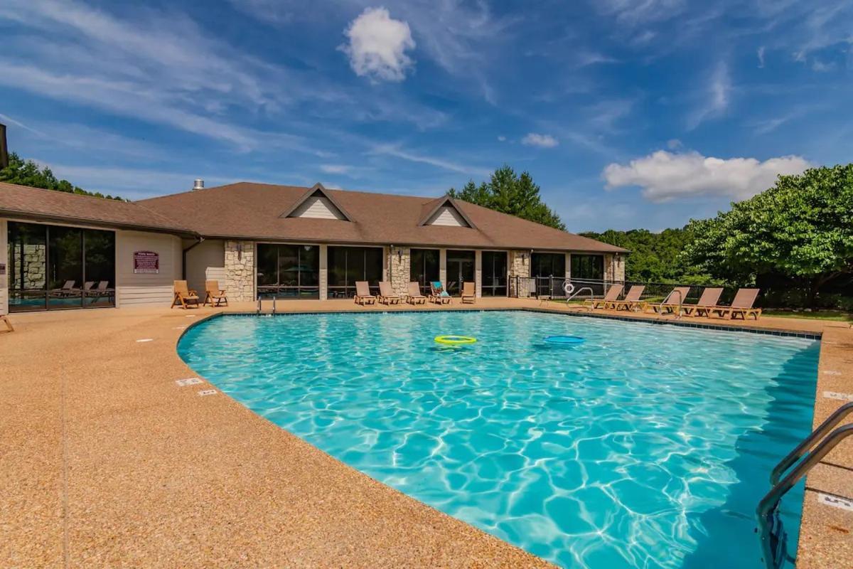 Golf On Site - Walk-In Shower - Jetted Tub - Free Attraction Tickets Included Branson Extérieur photo