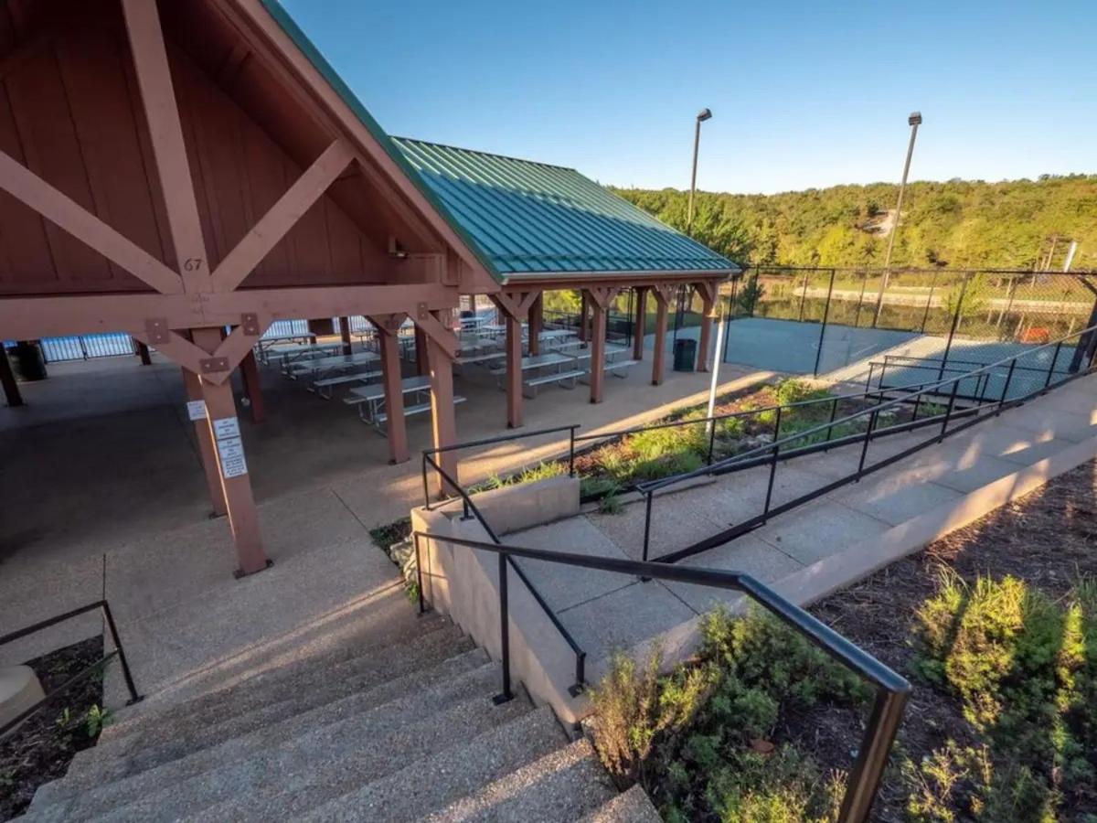 Golf On Site - Walk-In Shower - Jetted Tub - Free Attraction Tickets Included Branson Extérieur photo